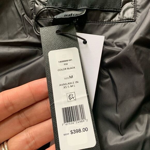 New BCBGMAXAZRIA Womens Patent Quilted Puffer Down Jacket - Picture 15 of 15